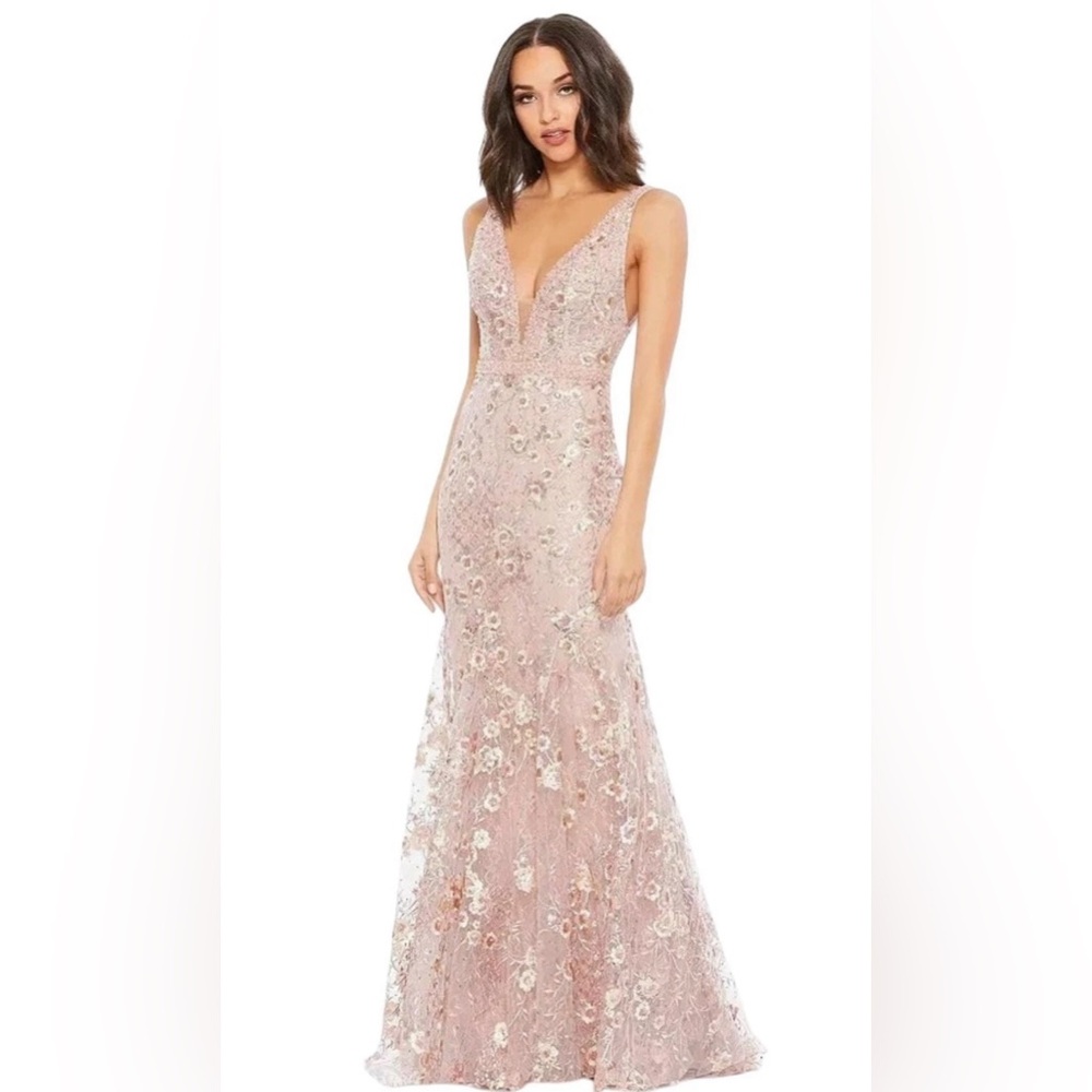 *SALE* NWT MAC DUGGAL SZ 6 In 3D Floral Rose Pink Plunging Neckline Gown #67481